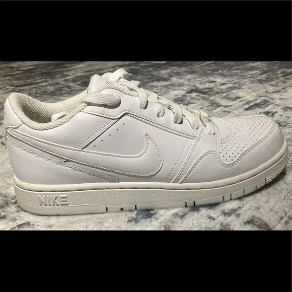 Nike Air Force 1 Low Casual Sneakers