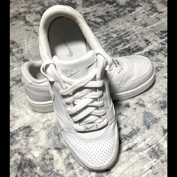 Nike Air Force 1 Low Casual Sneakers