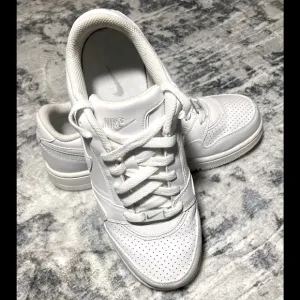 Nike Air Force 1 Low Casual Sneakers