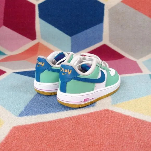 Nike Air Force 1 Low LV8 Play GS Sneakers Green White Blue FJ4808-100 Kids 11 US