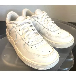 Nike Air Force 1 Low Triple White AF1 Sneakers DH2920-111 Youth Size 13.5