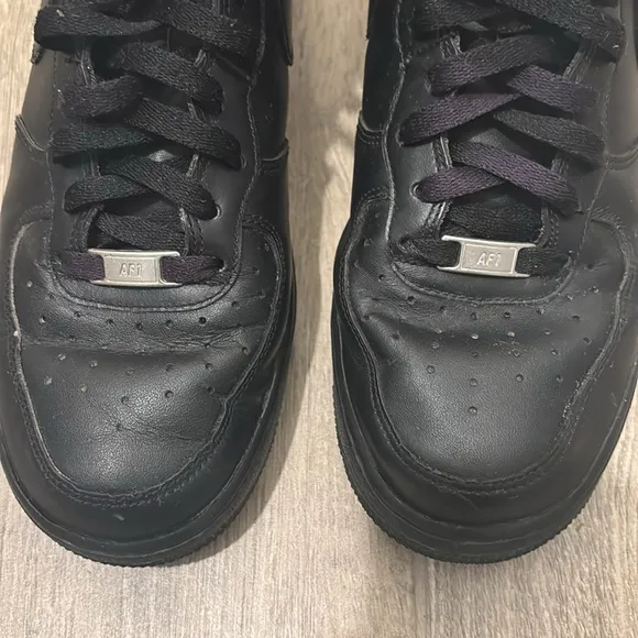 Nike Air Force 1 Mens Mid 07' Black Sneaker Shoes