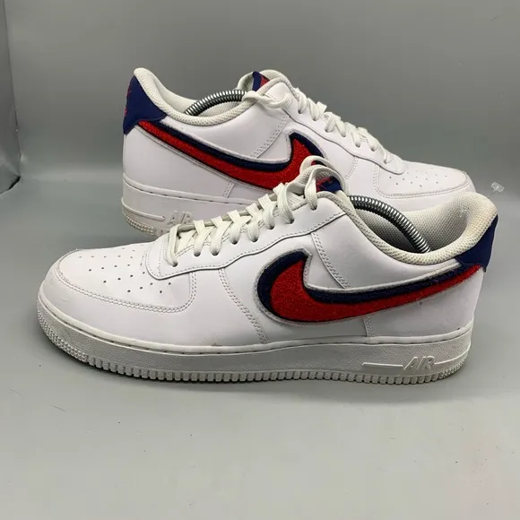 Nike Air Force 1'07 LV8 Mens Size 11 White Red Blue Chenille Swoosh Shoes