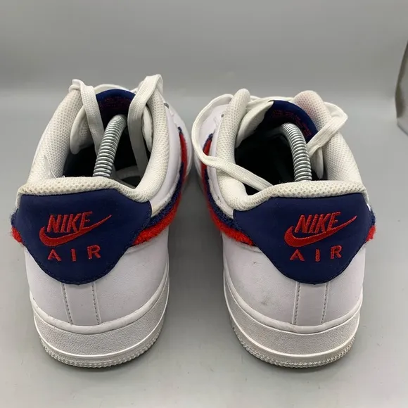 Nike Air Force 1'07 LV8 Mens Size 11 White Red Blue Chenille Swoosh Shoes
