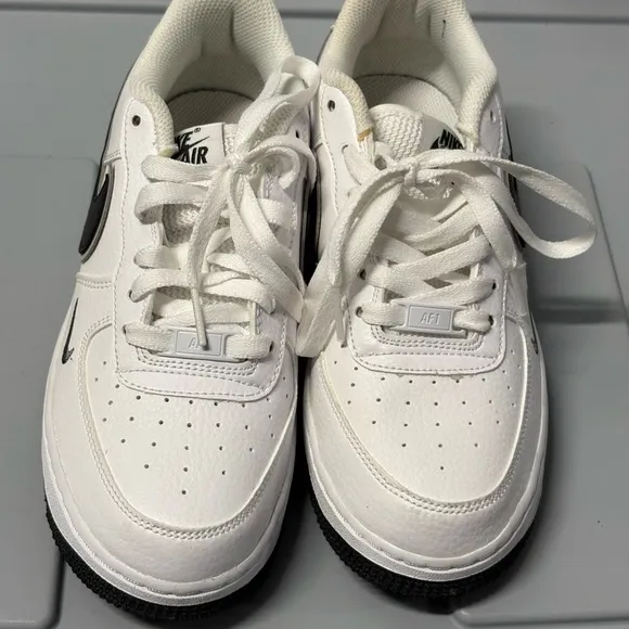 Nike Air Force White and Black