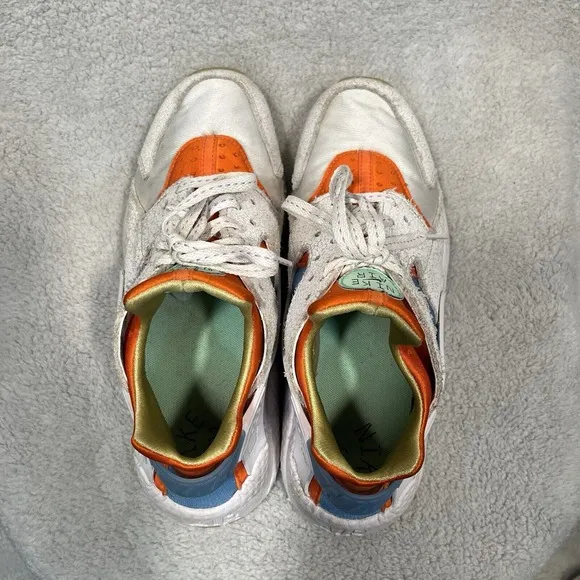 Nike Air Huarache White Safety Orange Men's US 8.5 Sneakers Athletic Shoes