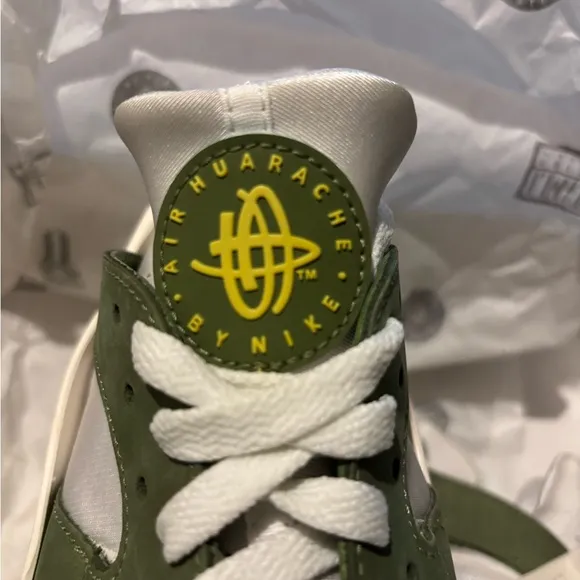 Nike air Hurarache Stussy Dark olive(2021) limited edition