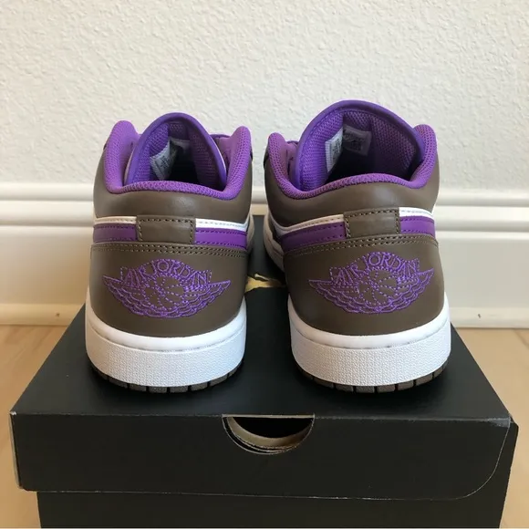 Nike Air Jordan 1 Low Purple Mocha Brown Men's Shoes Size 10 or 10.5