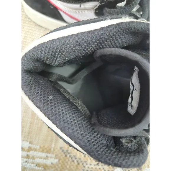 Nike Air Jordan 1 Mid Basketball Shoes Black White Red Sneakers Size 5.5Y