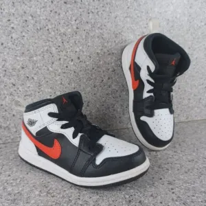 Nike Air Jordan 1 Mid Red Chile Sneakers Kids 9C Shoes
