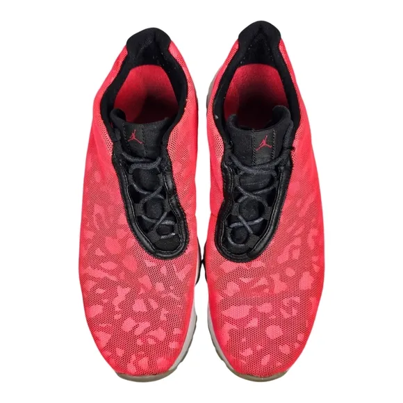 Nike Air Jordan Future Low Pink Camo Sneakers Men’s Size 9.5