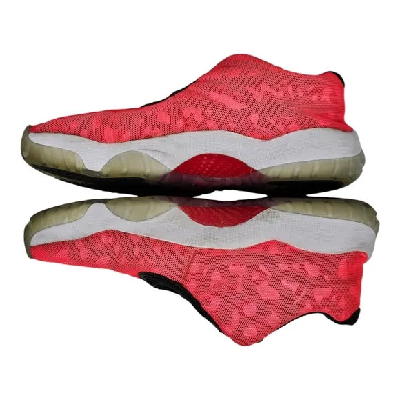 Nike Air Jordan Future Low Pink Camo Sneakers Men’s Size 9.5
