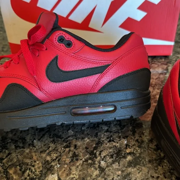 Nike Air Max 1 ltr premium Red leather Sneakers EUC 10.5