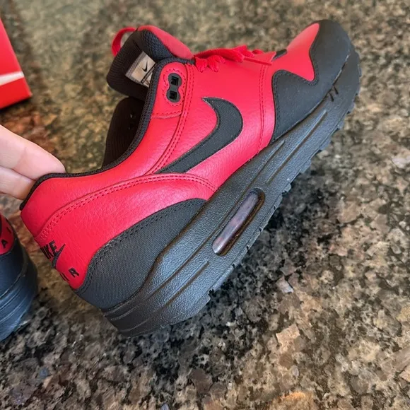 Nike Air Max 1 ltr premium Red leather Sneakers EUC 10.5