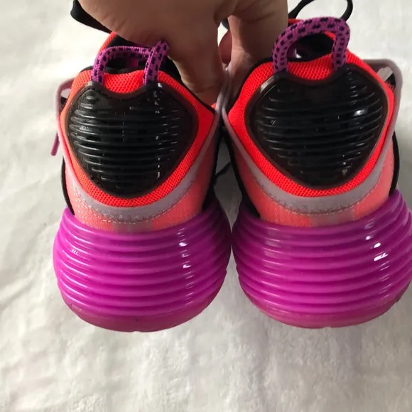 Nike Air Max 2090 Casual Sneakers