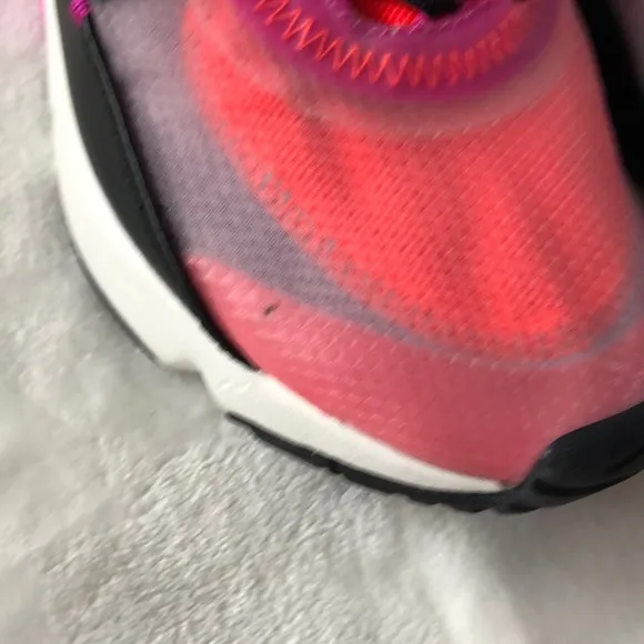 Nike Air Max 2090 Casual Sneakers