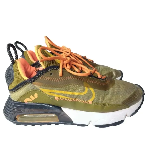 Nike Air Max 2090 Olive Flak University Gold Womens Size 7 Sneakers DC1875-300