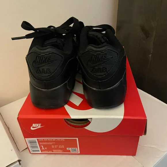 Nike Air Max 90 LTR Black Sneakers