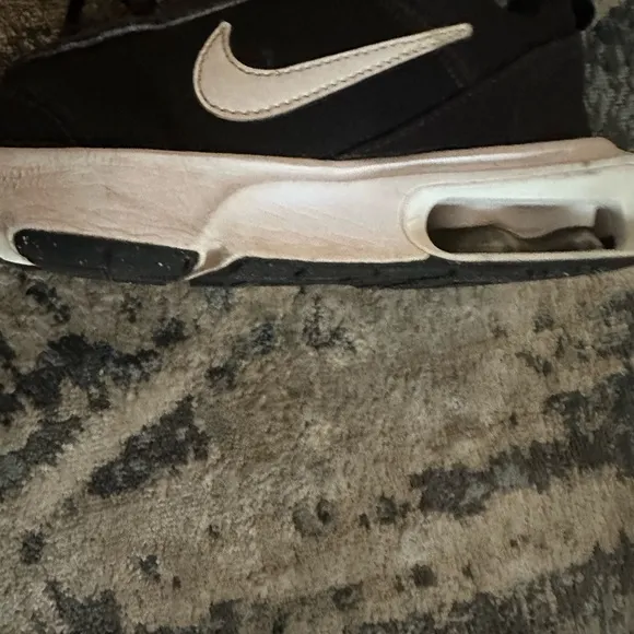 Nike air max boys sneakers