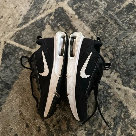 Nike air max boys sneakers