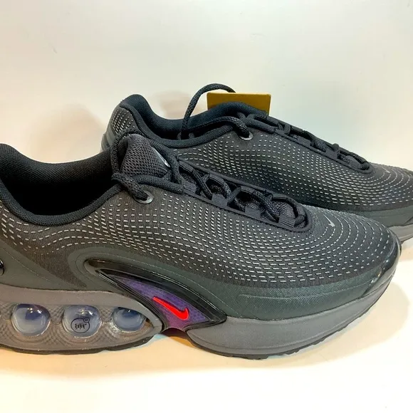 Nike Air Max DN Black Anthracite/Crimson Mens Size US 10 Casual Sneakers New