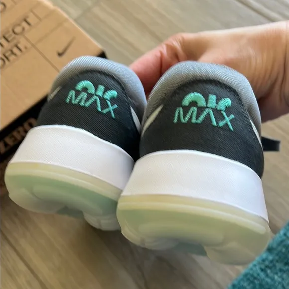 Nike Air Max Motif Gray and Teal Athletic Sneakers Big Kids Size 6