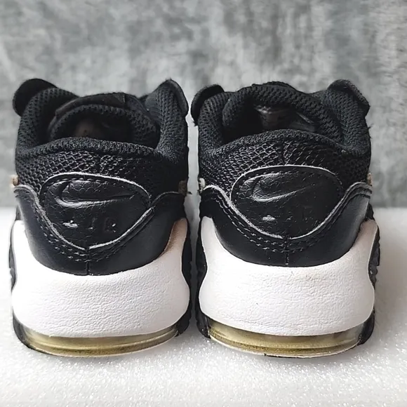 NIKE Air Max Size 8 C Kids.