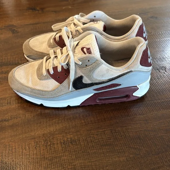 Nike Air Max Sneakers in Beige and Burgundy