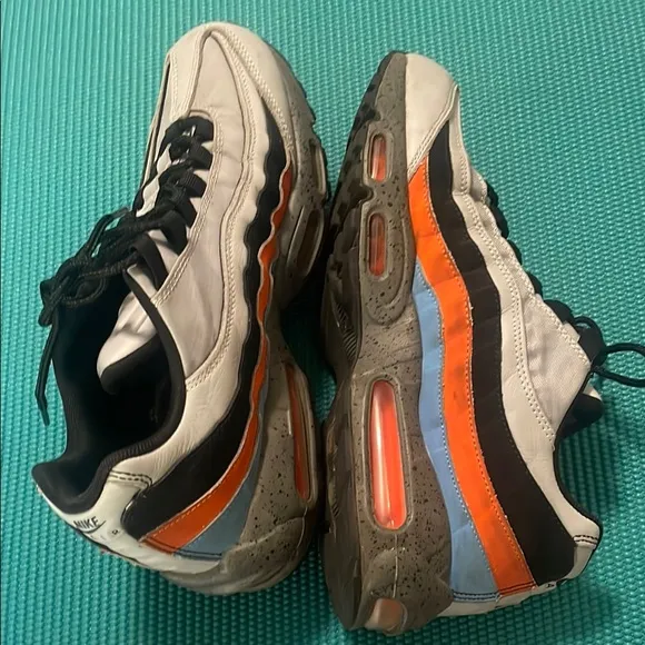 Nike Air Max Sneakers with Orange and Blue Accents Size 10.5