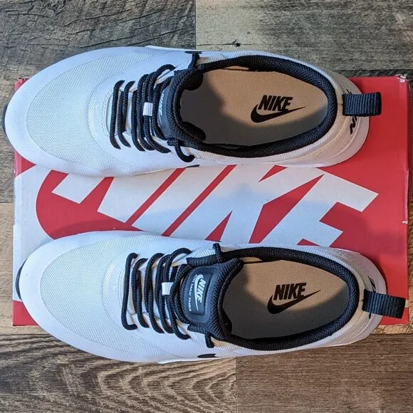 Nike Air Max Thea Shoes White Black Sneakers