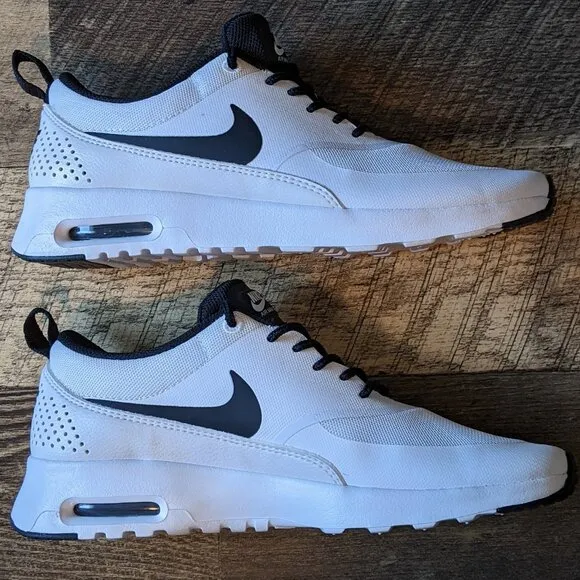 Nike Air Max Thea Shoes White Black Sneakers