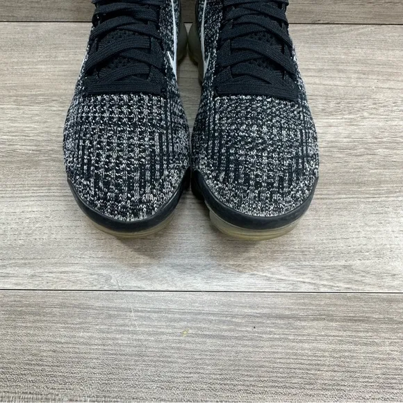 Nike Air VaporMax Flyknit 3 Oreo Women’s 7 Running Casual Sneakers AJ6910-001