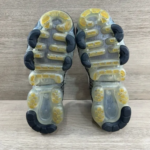 Nike Air VaporMax Flyknit 3 Oreo Women’s 7 Running Casual Sneakers AJ6910-001