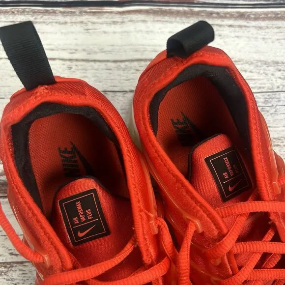 Nike Air Vapormax Plus Chile Red Sneakers Shoes Women’s Size 9.5