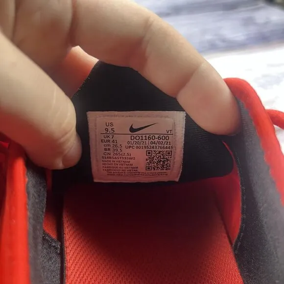 Nike Air Vapormax Plus Chile Red Sneakers Shoes Women’s Size 9.5