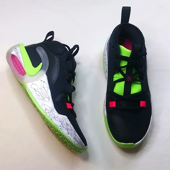 Nike Air Zoom Crossover 2 Big Kids Basket BallShoes