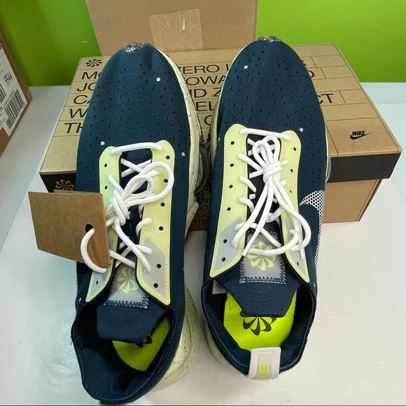 Nike Air Zoom Type Crater Mens Sz 10 Recycled Sneakers Lightweight Running Shoes
