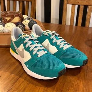 Nike Archive 83.M shoes sneakers new 747245 300 rio teal Men’s size 9.5