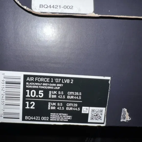 Nike Black and Gray Sneakers with White Accents