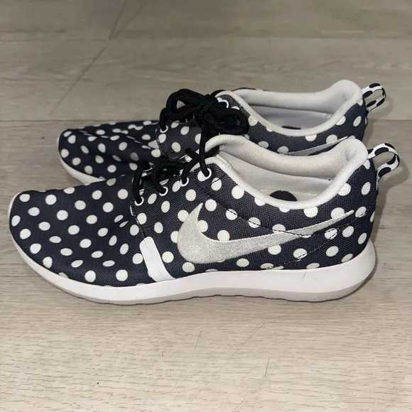 Nike Black and White Roshe Polka Dot Sneakers