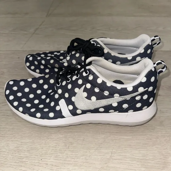 Nike Black and White Roshe Polka Dot Sneakers