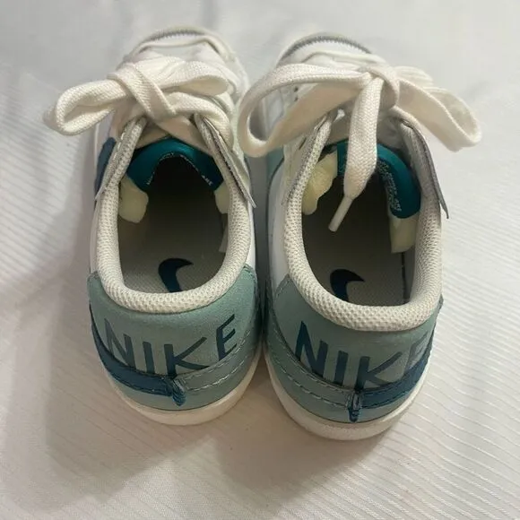 Nike Blazer Low 77 Jumbo Sneakers Shoes Size 9