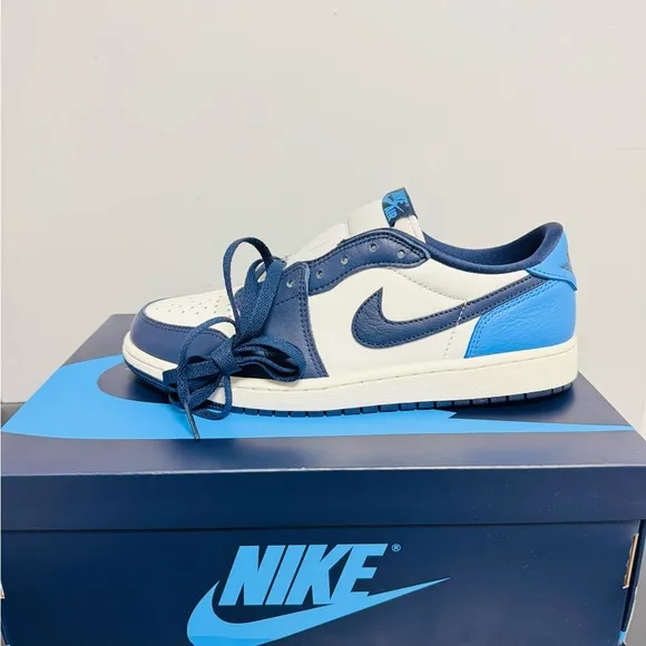 Nike Blue and White Sneakers Air Jordan 1Low Obsidian