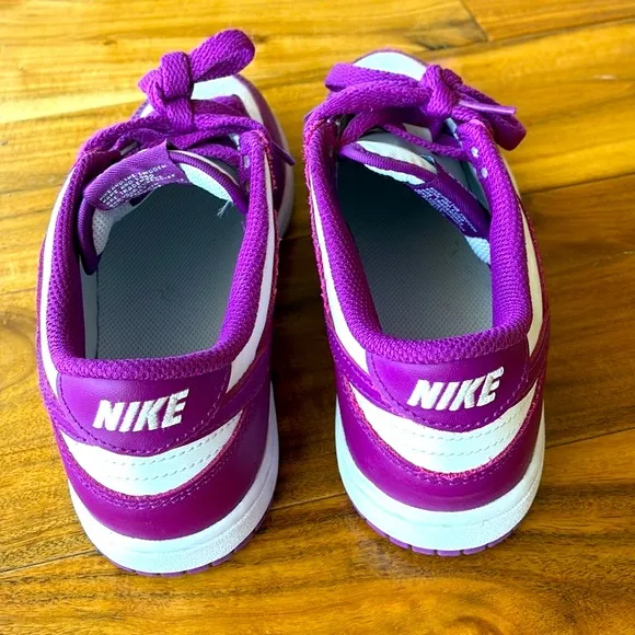 Nike Dunk Low ~&gt; MAKE AN OFFER✨