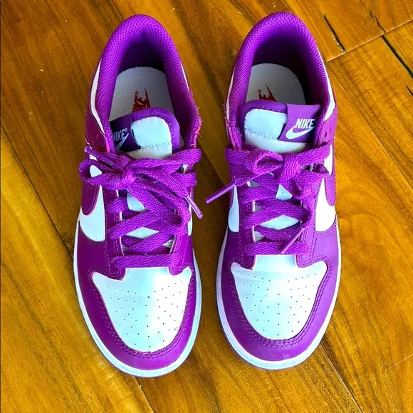 Nike Dunk Low ~&gt; MAKE AN OFFER✨