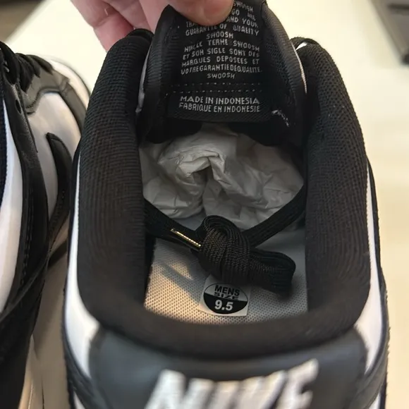 Nike Dunk Low Pandas Men’s 9.5 (BRAND NEW) (No Box)