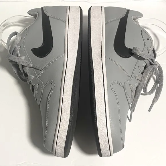 NIKE EBERNON LOW SNEAKERS SHOES