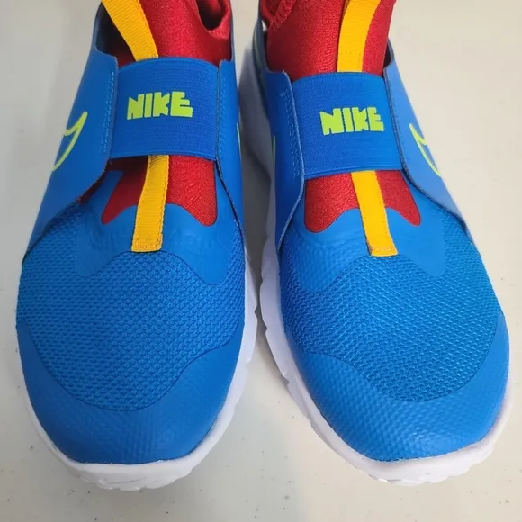 NIKE Flex Runner 2 GS Photo Blue Atomic Green Slip-On Sneakers