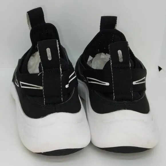 Nike Flex Plus G5 Boys Pre-owned Black React Slip-on Sneakers - sz. 6 1/2Y