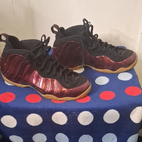Nike Foamposite Stylish Black and Burgundy Sneakers